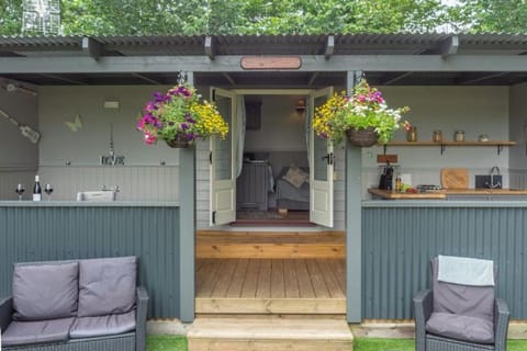 Thompson Hall Retreat Nature lodge in Breckland District