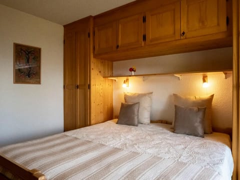 Apartment Baroudeur B04 by Interhome Apartment in Riddes