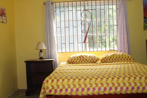 ritashomeawayfromhome Bed and Breakfast in Ocho Rios