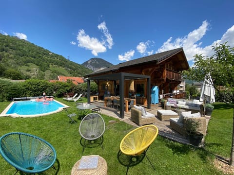 Garden, Mountain view, Swimming pool