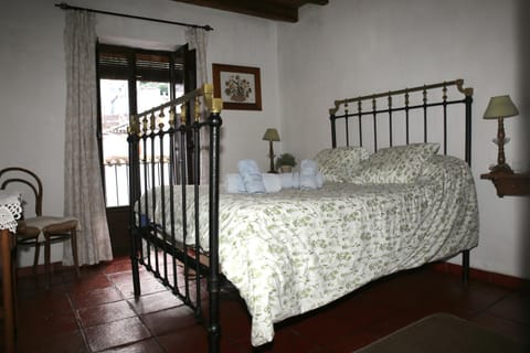 Casa La Tinaja Country House in Grazalema