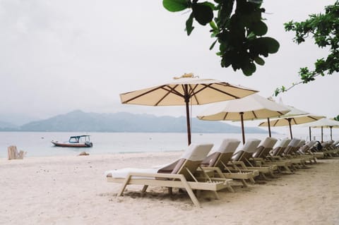 Natural landscape, Beach, Mountain view, Sea view, sunbed