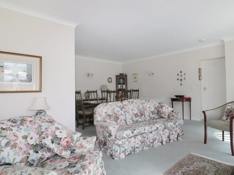 Sheila's Cottage House in England