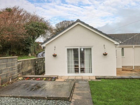 Broadford Farm Bungalow House in Wales