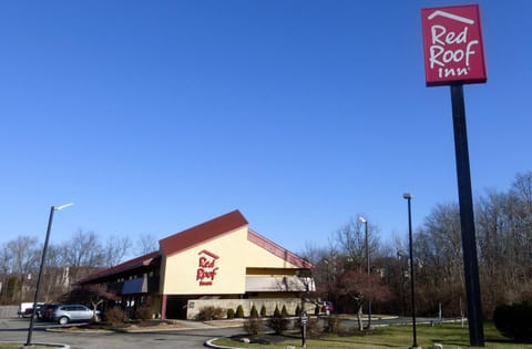 Red Roof Inn Cincinnati East - Beechmont Motel in Ohio