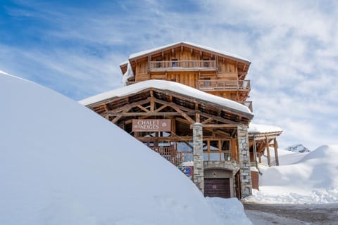 Chalet des Neiges Hermine Aparthotel in Les Allues