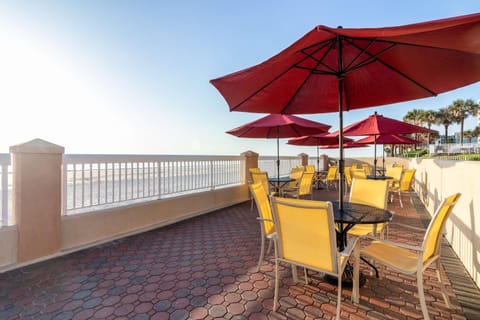 Hampton Inn Daytona Shores-Oceanfront Hotel in Daytona Beach Shores