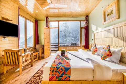 FabExpress Shami Inn Naggar Road Hotel in Himachal Pradesh