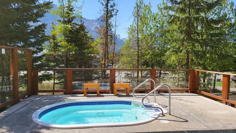 ⭐️ Luxury Mountain View Studio in Canmore ⭐️ Maison in Canmore