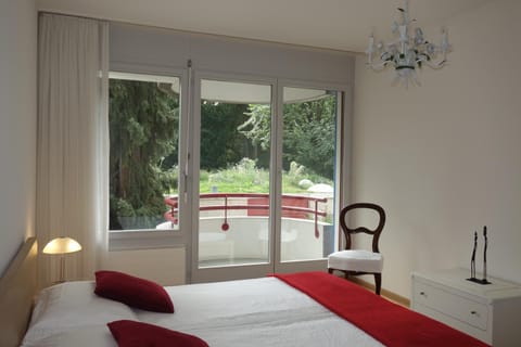 Bedroom, Garden view