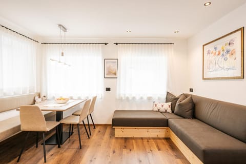 Appartamenti Elbrus Apartment in Santa Cristina Gherdëina