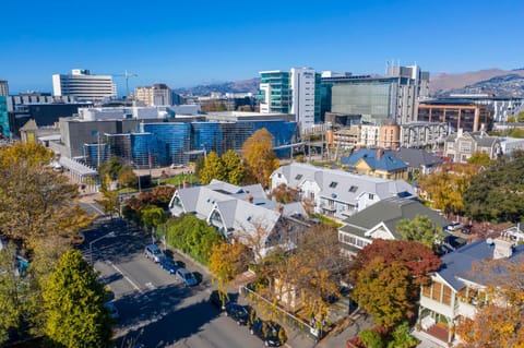 Property building, Day, Neighbourhood, Street view, Location