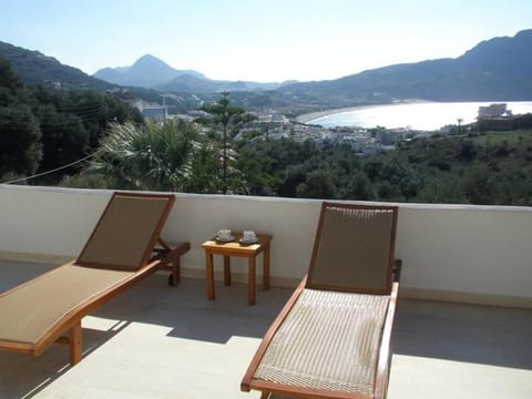 Balcony/Terrace, Mountain view