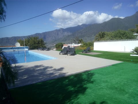 Mountain view, Swimming pool, Swimming pool