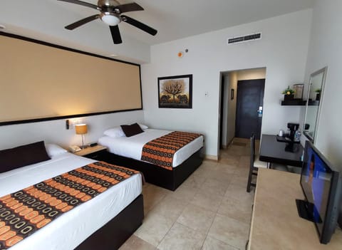 Coral Island Beach View Hotel Hotel in Mazatlan