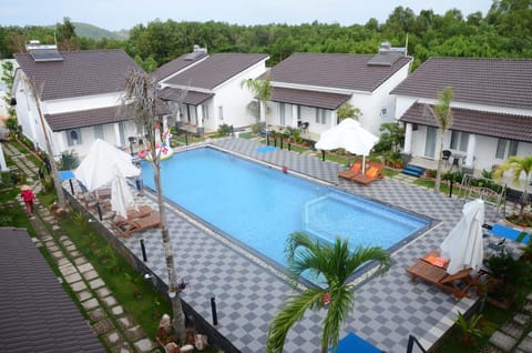 Photo of the whole room, Pool view, Swimming pool