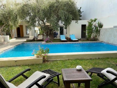 Garden, Swimming pool