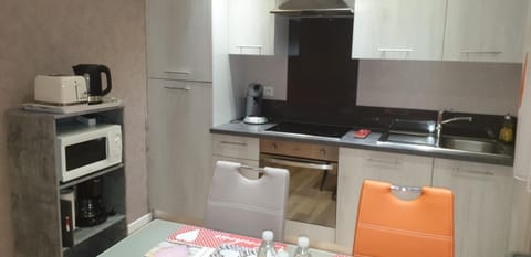 minibar, pet friendly, toaster