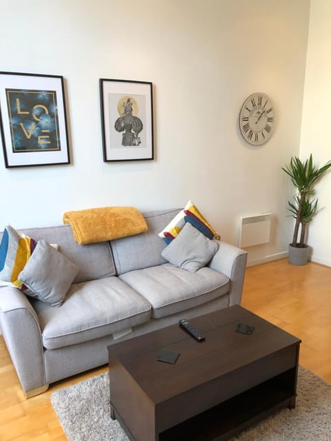 Stylish City Centre Apartment Apartment in Cardiff