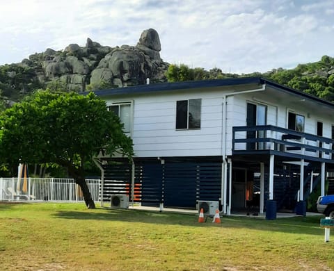 Golden Sands Beach House Maison in Bowen