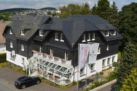 Property building, Day, Street view, Parking