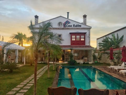 CASA RUBİNO BUTİK OTEL Hôtel in Alaçatı