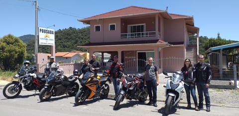 Cantinho na Serra Übernachtung mit Frühstück in Urubici