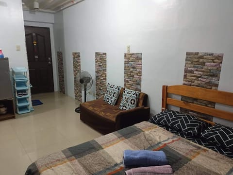 Mavs transient inn kassel residences Condominio in Paranaque