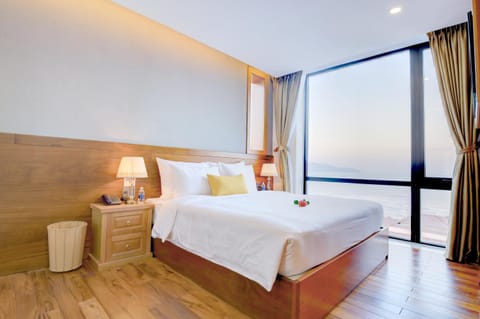 Sunny Ocean Hotel & Spa Hôtel in Da Nang