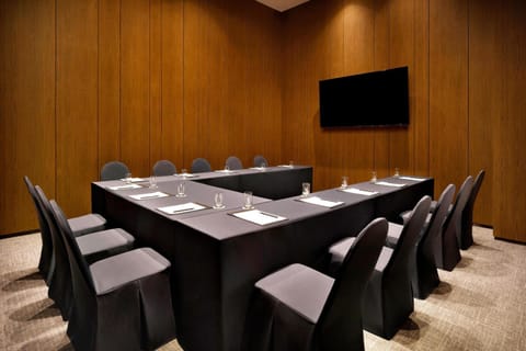 Meeting/conference room