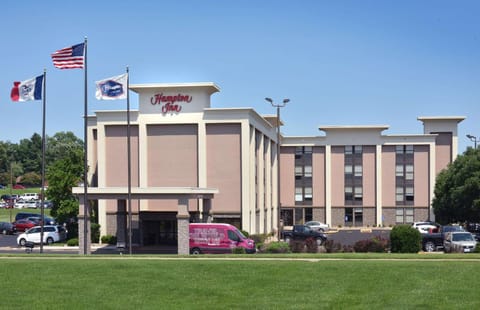 Hampton Inn Des Moines-Airport Hotel in Des Moines