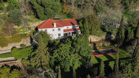 Heart of Sintra - Amazing Views, Pool & Garden House in Sintra