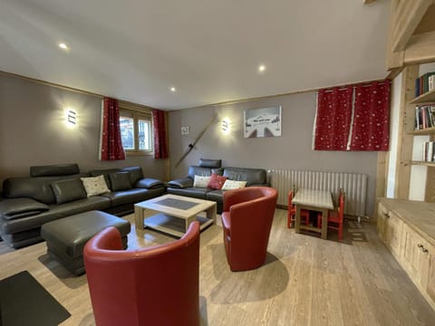 Chalet rénové avec sauna, garage et Wi-Fi - Saint-Martin-de-Belleville - FR-1-452-69 Apartment in St Martin Belleville