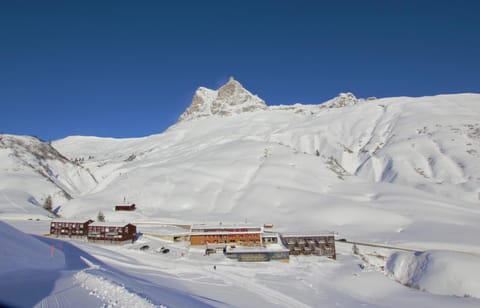 Off site, Natural landscape, Winter, Mountain view