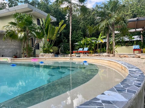 Garden, Swimming pool, sunbed