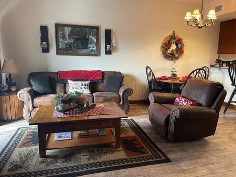 Noelle's Nest Condominium Apartment in Pigeon Forge