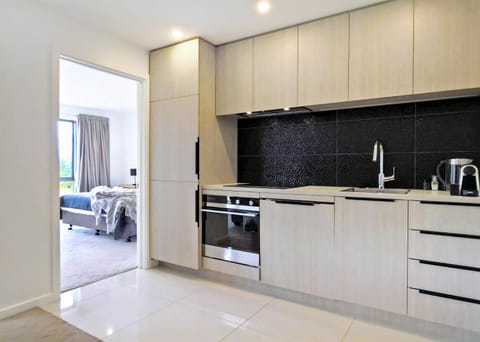 Executive Living in Bluewater Apartment in Queenstown