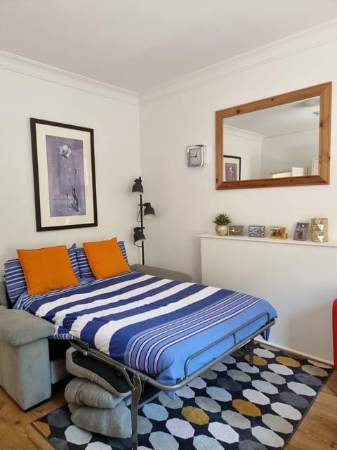 CHARMING VICTORIAN APARTMENT, close to centre Apartment in Inverness