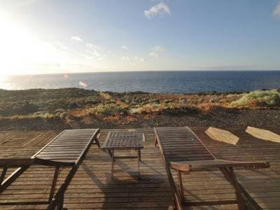 casa La Perdiz House in El Hierro