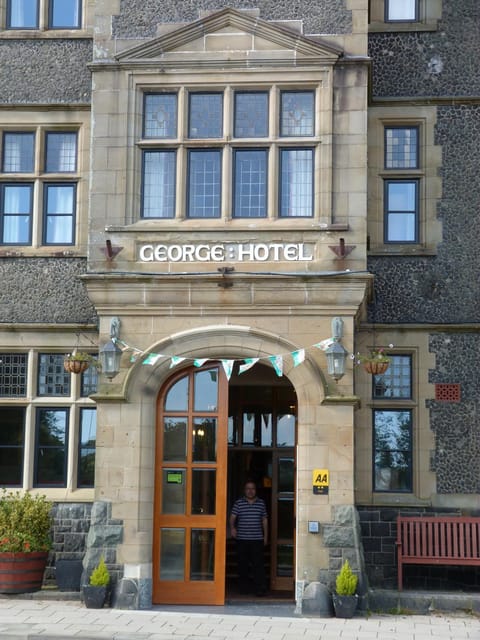 George IV Hotel Posada in Criccieth