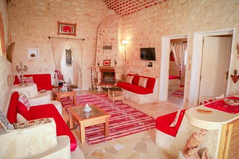 Dar Ayed Tamezret Bed and Breakfast in Tunisia