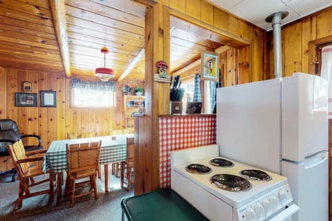 Naughty Pine Cabin Maison in Green Mountain Falls