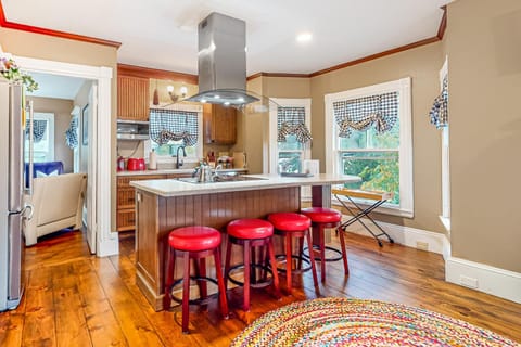 Pied-A-Terre Condo in Kennebunkport