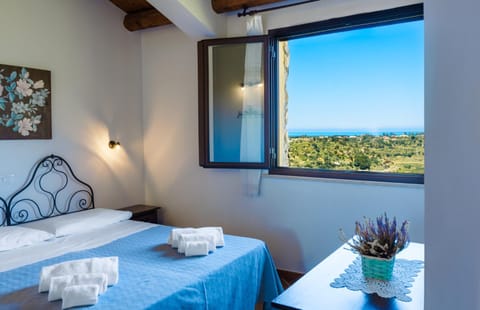 Bedroom, Sea view, towels