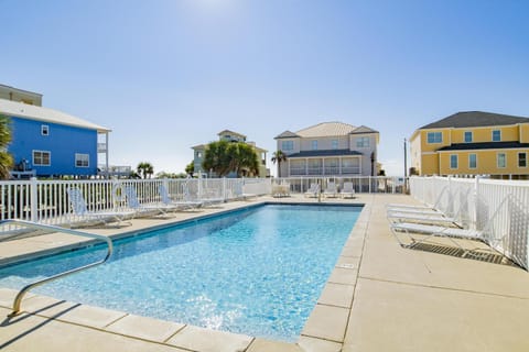 heavenly Sunrise-gulf-front Home W-pool, Great Location! alvacationrentals House in Orange Beach