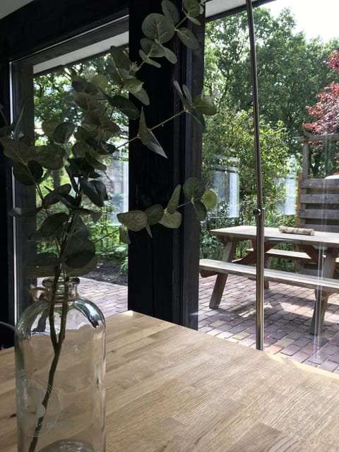 Garden, View (from property/room), Balcony/Terrace, Dining area, Garden view