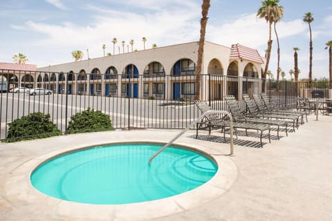 Travelodge by Wyndham Indio Motel in La Quinta