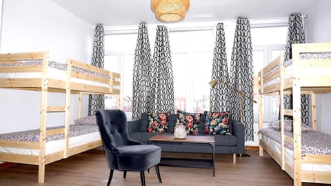 Living room, bunk bed