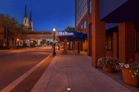 Hilton Fort Wayne at the Grand Wayne Convention Center Hotel in Fort Wayne