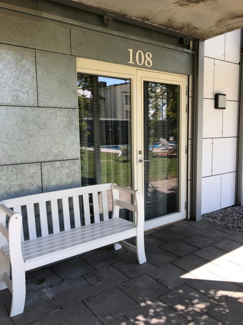 Patio, Facade/entrance, Day, Summer